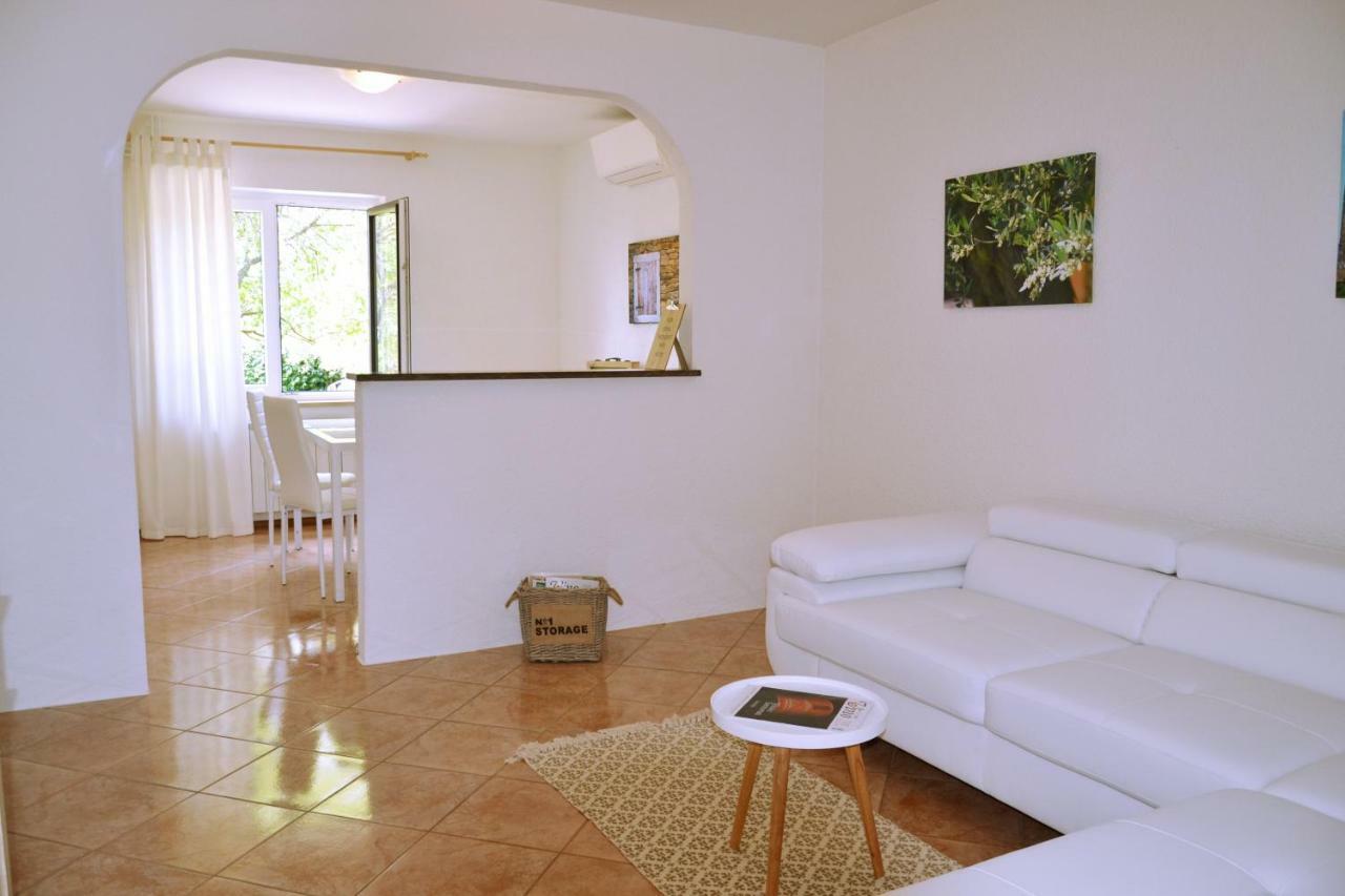 Apartment Istrian View Smarje  Bagian luar foto